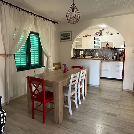 Daire Nediljka Grebaštica