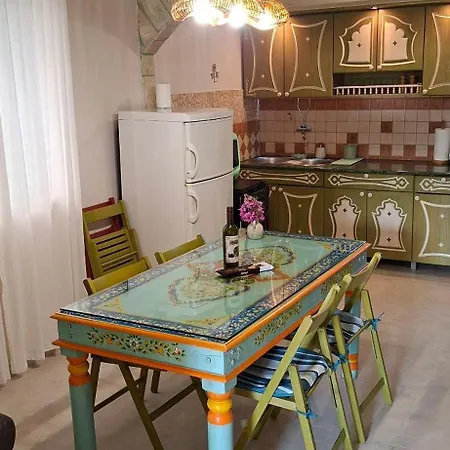 Nediljka Apartamento Grebaštica